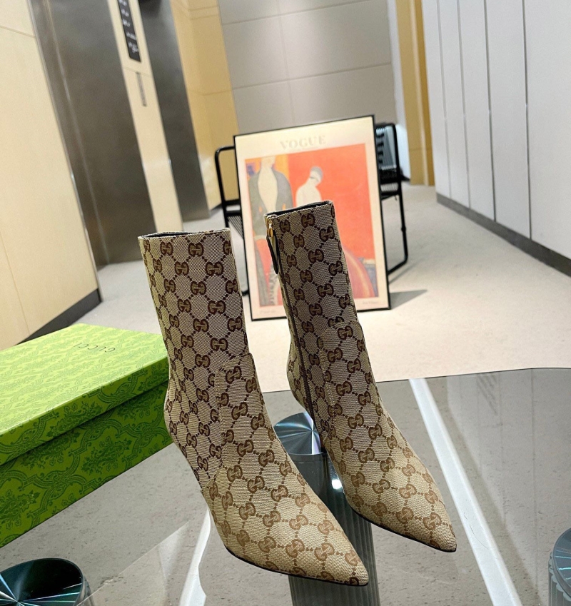 G*u*i boots